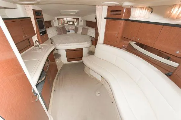 Slide: The Image of Sea Ray 320 Sundancer 2005 - 10
