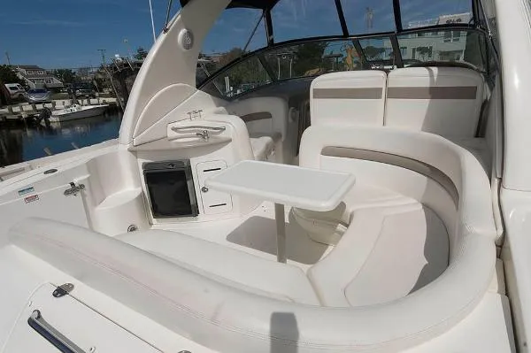 Slide: The Image of Sea Ray 320 Sundancer 2005 - 3