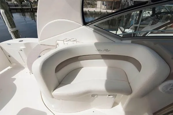 Slide: The Image of Sea Ray 320 Sundancer 2005 - 7