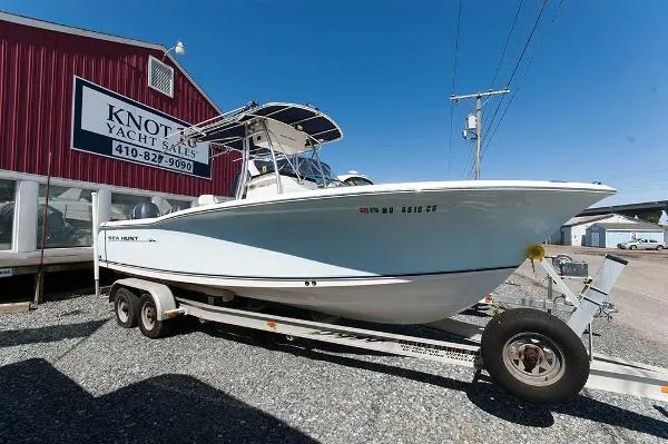 Slide: The Image of Sea Hunt Triton 260 2007 - 0