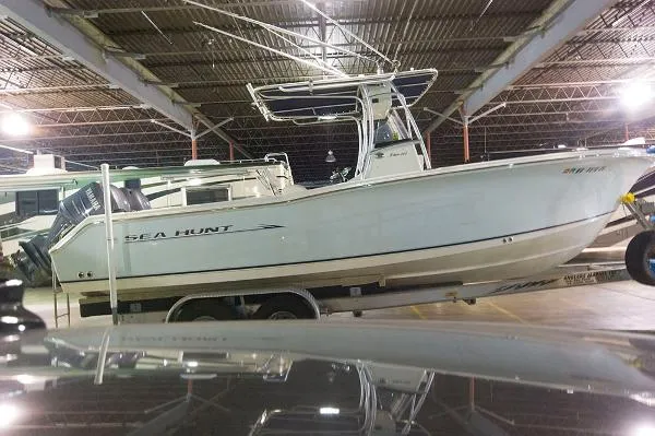 Slide: The Image of Sea Hunt Triton 260 2007 - 4