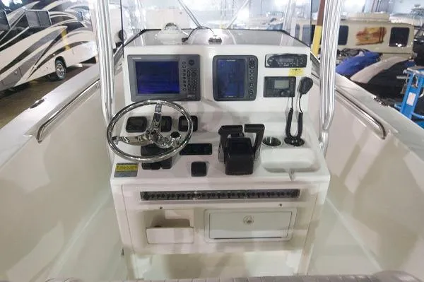 Slide: The Image of Sea Hunt Triton 260 2007 - 6