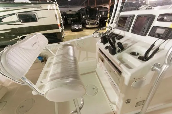 Slide: The Image of Sea Hunt Triton 260 2007 - 9