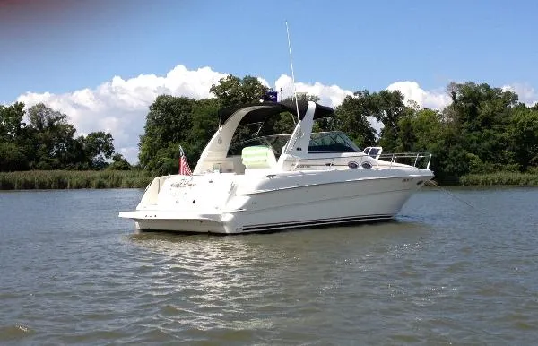Slide: The Image of Sea Ray 310 Sundancer 2002 - 0