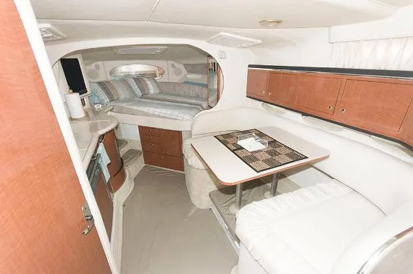 Slide: The Image of Sea Ray 310 Sundancer 2002 - 10