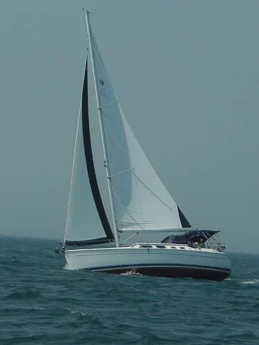 Slide: The Image of Hunter 41 Deck Salon 2007 - 3