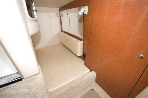 Slide: The Image of Sea Ray 280 Sundancer MD 2004 - 11