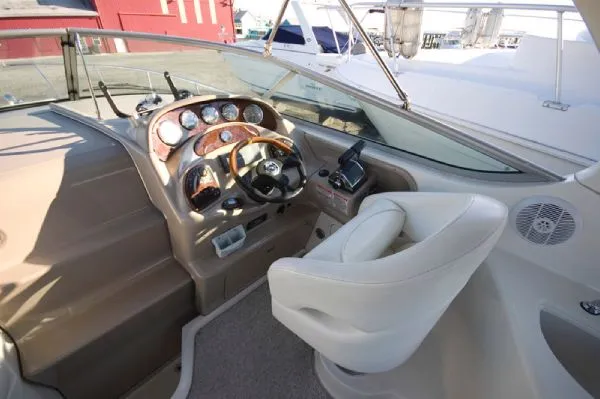 Slide: The Image of Sea Ray 280 Sundancer MD 2004 - 4