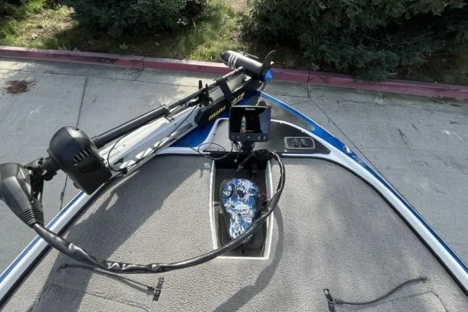 Slide: The Image of 2016 Nitro Z18 boat with trolling motor and fish finder on deck. - 9