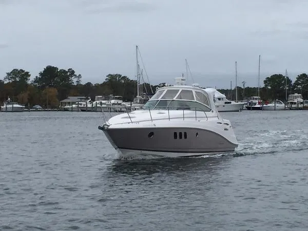 Slide: The Image of Rinker 360 Express Cruiser 2009 - 0