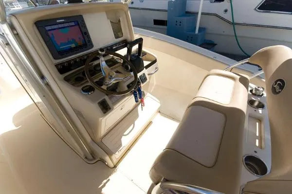 Slide: The Image of Scout Boats 282 XSF Center Console 2007 - 4
