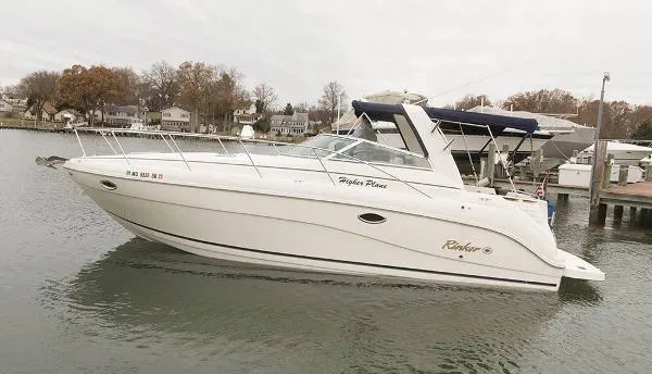 Slide: The Image of Rinker 310 Fiesta Vee 2001 - 0
