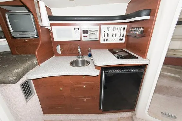 Slide: The Image of Rinker 310 Fiesta Vee 2001 - 4