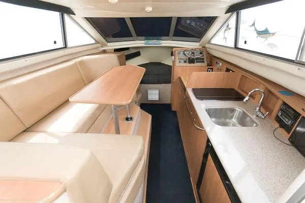 Slide: The Image of Bayliner Discovery 288 2007 - 8