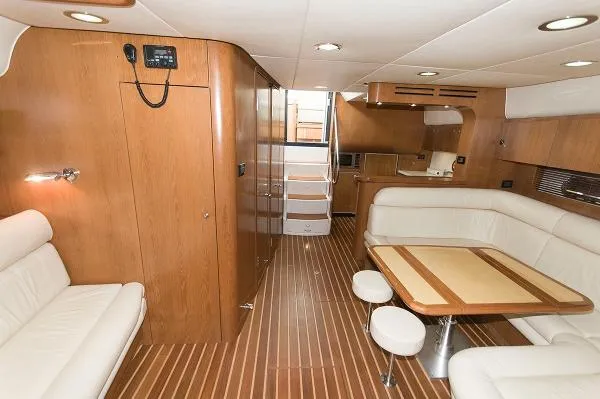 Slide: The Image of Tiara 5200 Sovran Salon 2004 - 11