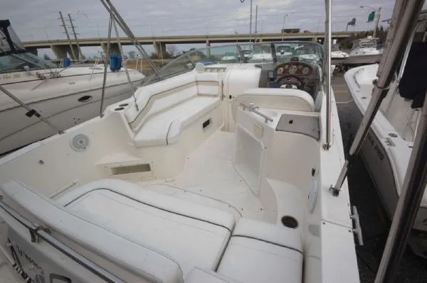 Slide: The Image of Rinker 250 Fiesta Vee (MD) 2006 - 10