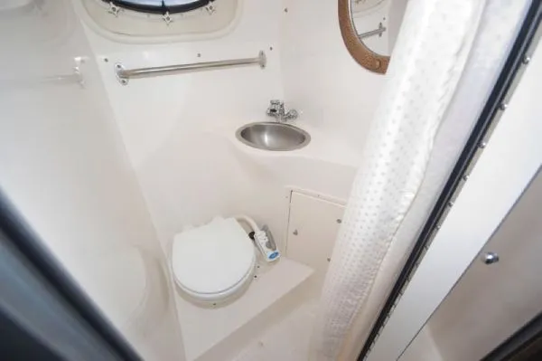 Slide: The Image of Rinker 250 Fiesta Vee (MD) 2006 - 6