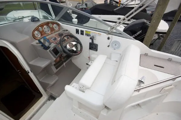 Slide: The Image of Rinker 250 Fiesta Vee (MD) 2006 - 9