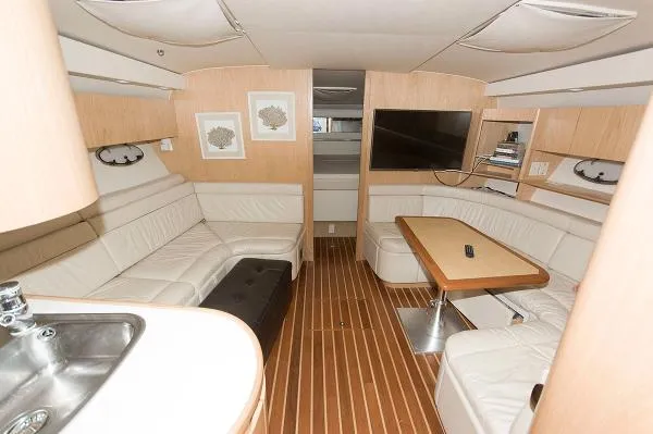 Slide: The Image of Tiara 4300 Open 2000 - 11