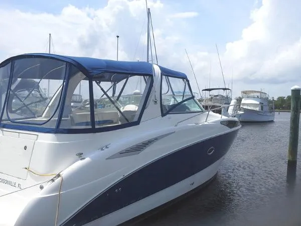 Slide: The Image of Bayliner 325 2007 - 2