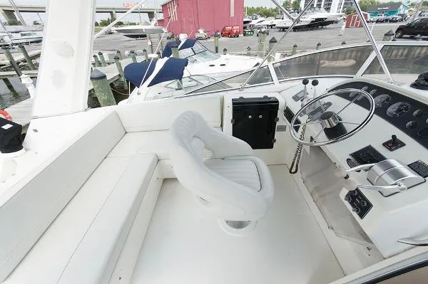 Slide: The Image of Meridian 490 Pilothouse 2005 - 4
