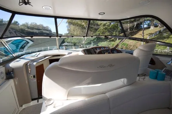 Slide: The Image of Sea Ray 460 Sundancer MD 2004 - 3