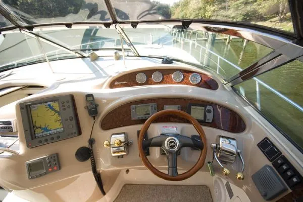 Slide: The Image of Sea Ray 460 Sundancer MD 2004 - 4