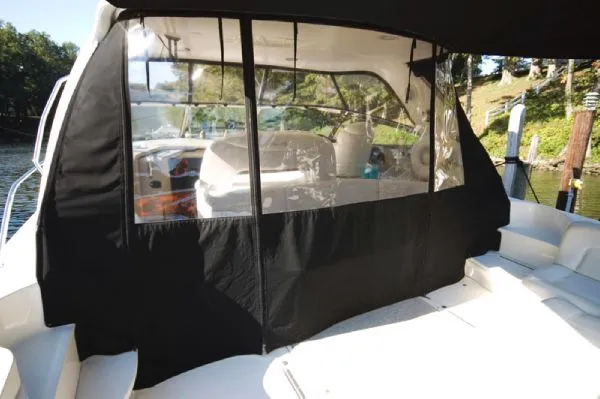 Slide: The Image of Sea Ray 460 Sundancer MD 2004 - 9