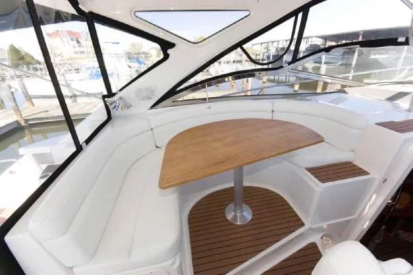 Slide: The Image of Regal 4460 with IPS Cockpit AC Sat Tv 2009 - 6