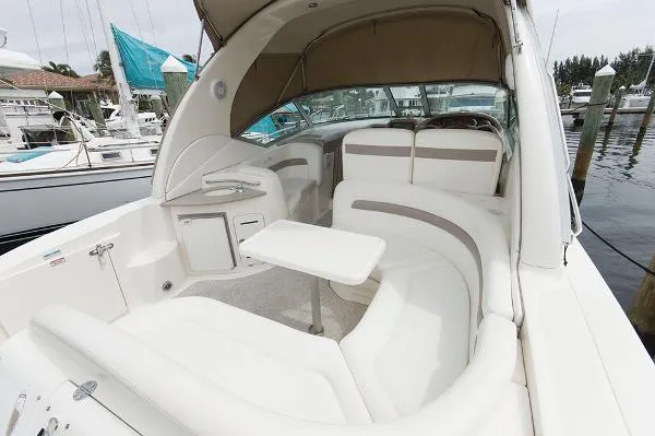Slide: The Image of Sea Ray 320 Sundancer 2003 - 3