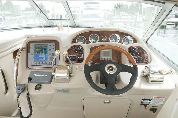 Slide: The Image of Sea Ray 320 Sundancer 2003 - 6