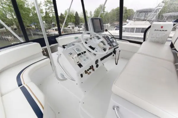 Slide: The Image of Mainship 40 Sedan Bridge MD 1998 - 11