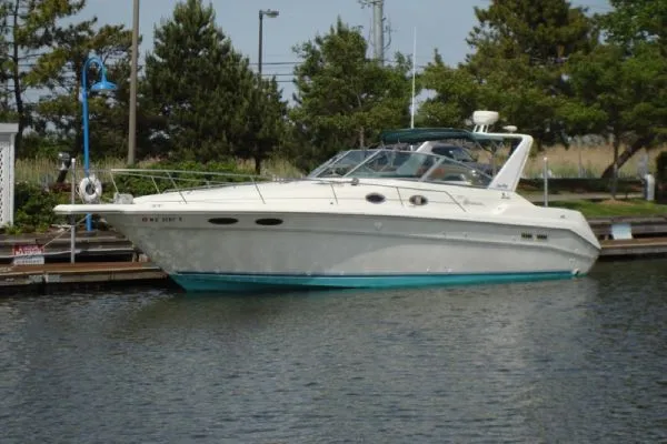 Slide: The Image of Sea Ray 330 Sundancer (MD) 1994 - 1