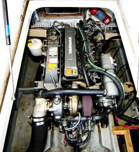 Slide: The Image of Mainship 30 Downeast Style Pilot 1999 - 4