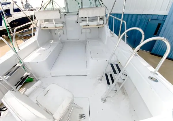 Slide: The Image of Mainship 30 Downeast Style Pilot 1999 - 7