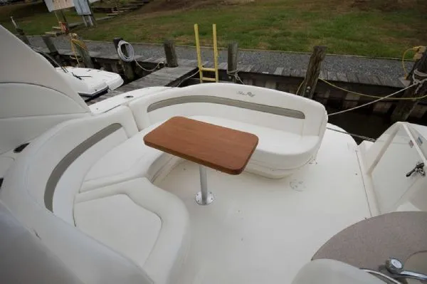 Slide: The Image of Sea Ray 320 Sundancer MD 2006 - 2