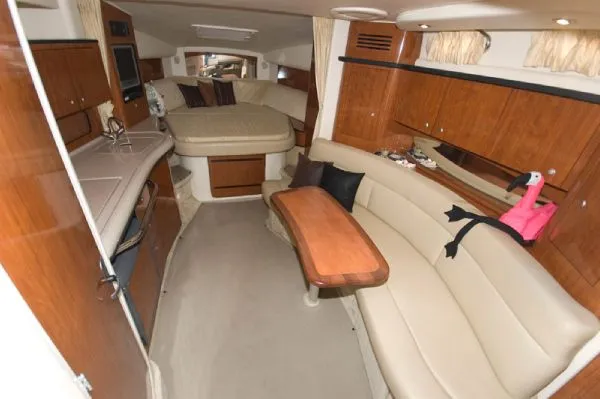 Slide: The Image of Sea Ray 320 Sundancer MD 2006 - 4
