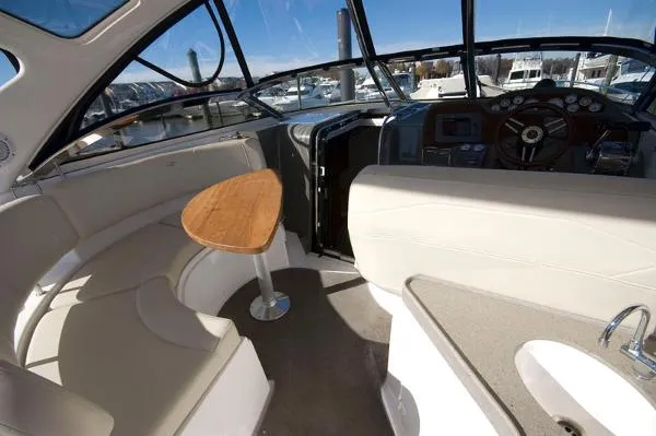 Slide: The Image of Regal 3760 Sportyacht 2009 - 10