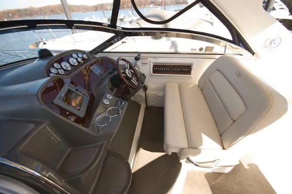 Slide: The Image of Regal 3760 Sportyacht 2009 - 5
