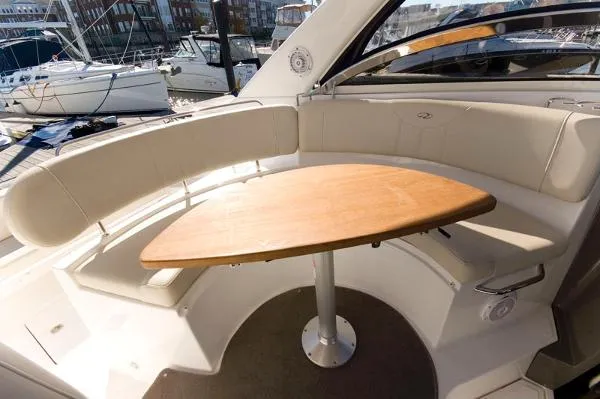 Slide: The Image of Regal 3760 Sportyacht 2009 - 9