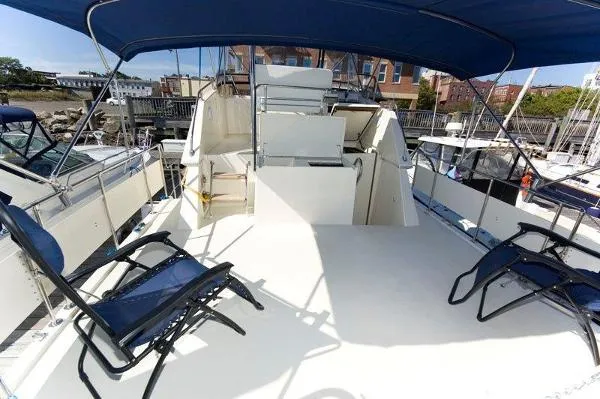 Slide: The Image of Hatteras 40 Motor Yacht 1988 - 2