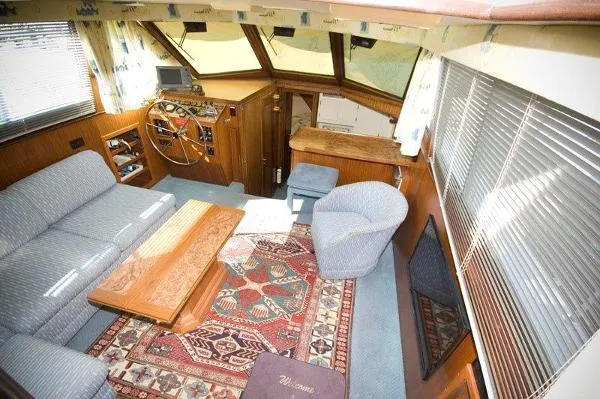 Slide: The Image of Hatteras 40 Motor Yacht 1988 - 5