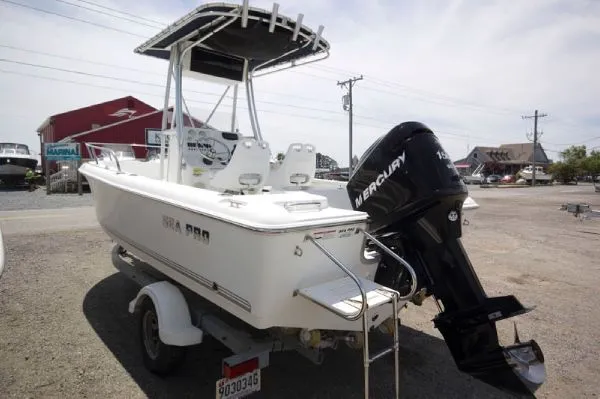 Slide: The Image of Sea Pro 196 Center Console (MD) 2006 - 1