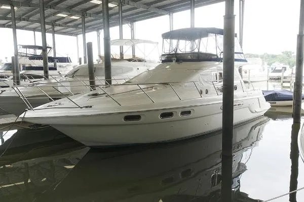 Slide: The Image of Sealine F44 Flybridge 2000 - 0