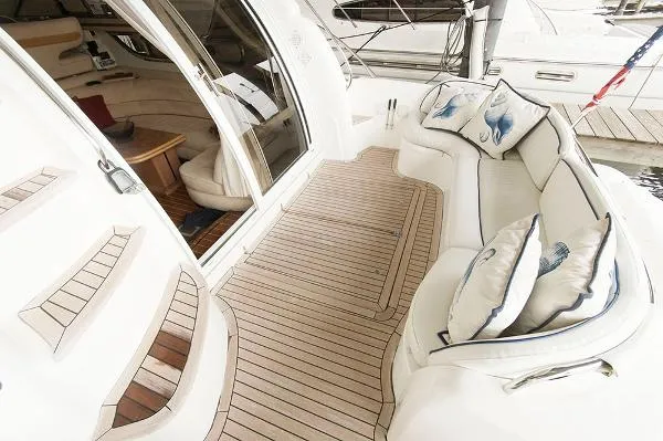 Slide: The Image of Sealine F44 Flybridge 2000 - 3