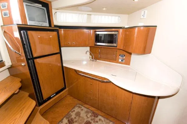 Slide: The Image of Sea Ray 380 Sundancer (MD) 2002 - 6