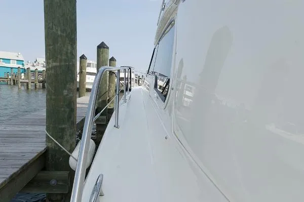 Slide: The Image of Sea Ray 480 Sedan Bridge 2003 - 11