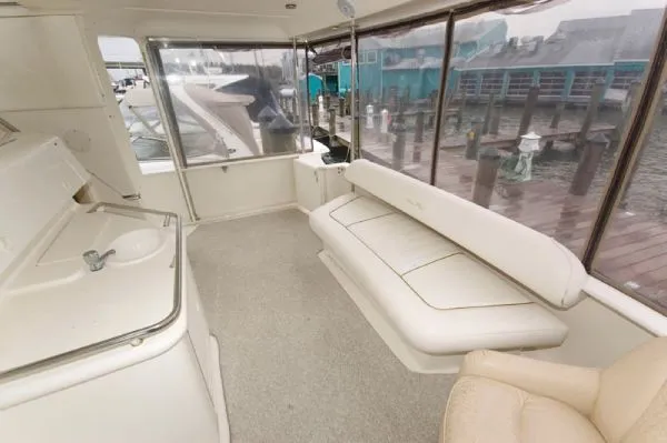Slide: The Image of Sea Ray 380 AFT CABIN DIESEL (MD) 2000 - 2