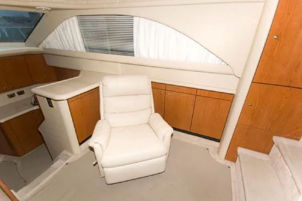 Slide: The Image of Sea Ray 380 AFT CABIN DIESEL (MD) 2000 - 4