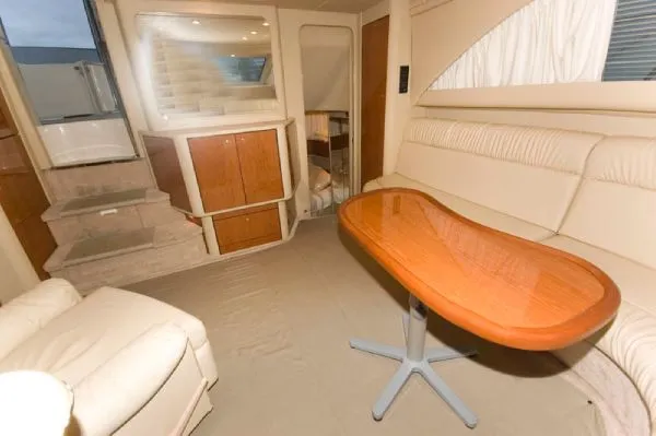 Slide: The Image of Sea Ray 380 AFT CABIN DIESEL (MD) 2000 - 5